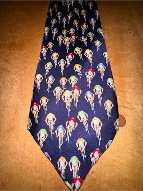 Allyn Bike Racing tie navy w/multicolor cyclists like new vintage